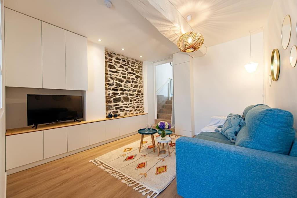 Le Cocoon - Appartement Dans Maison Du Xviieme Siecle Фужер Экстерьер фото